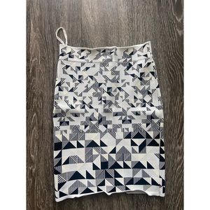 BCBG MAXAZRIA BODYCON SKIRT❤️